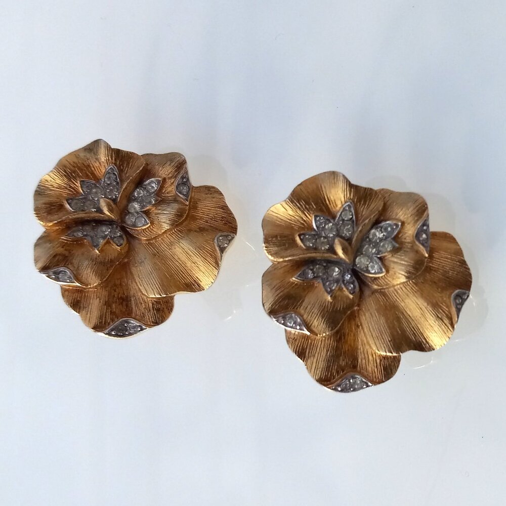 Crown Trifari Pansy Earrings, Clip on Gold, Plated, Rhinestone Crystals, Vintage